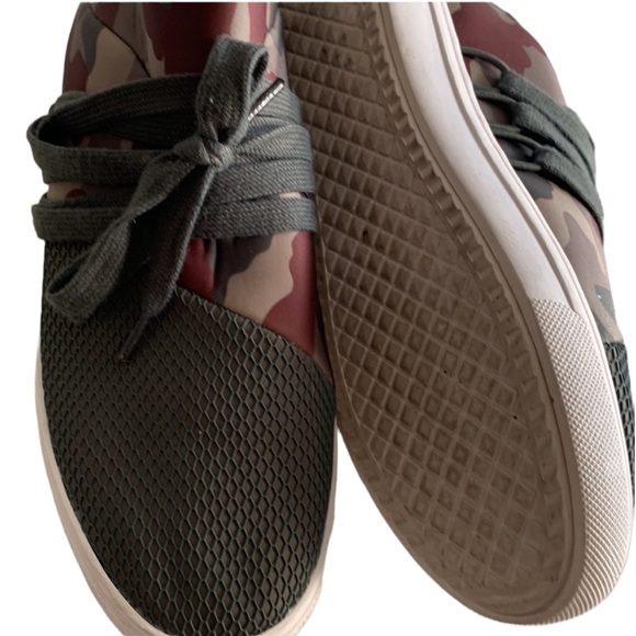 Steve Madden como sneakers size 10 - Picture 7 of 7